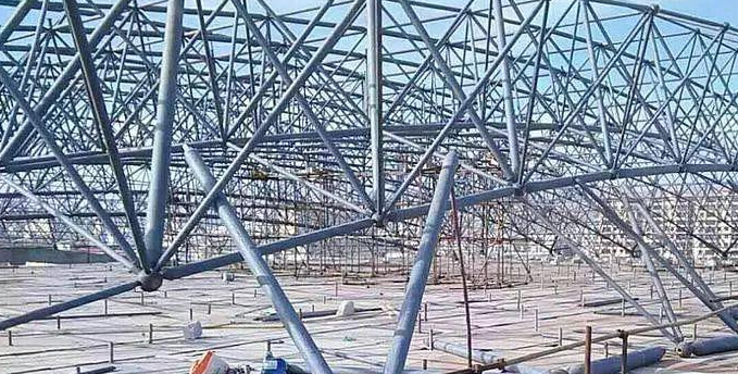 嘉兴盘点螺栓球网架对于选材方面的4个基本恳求